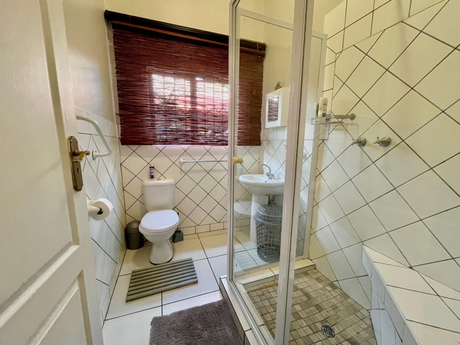 3 Bedroom Property for Sale in Safari Gardens North West